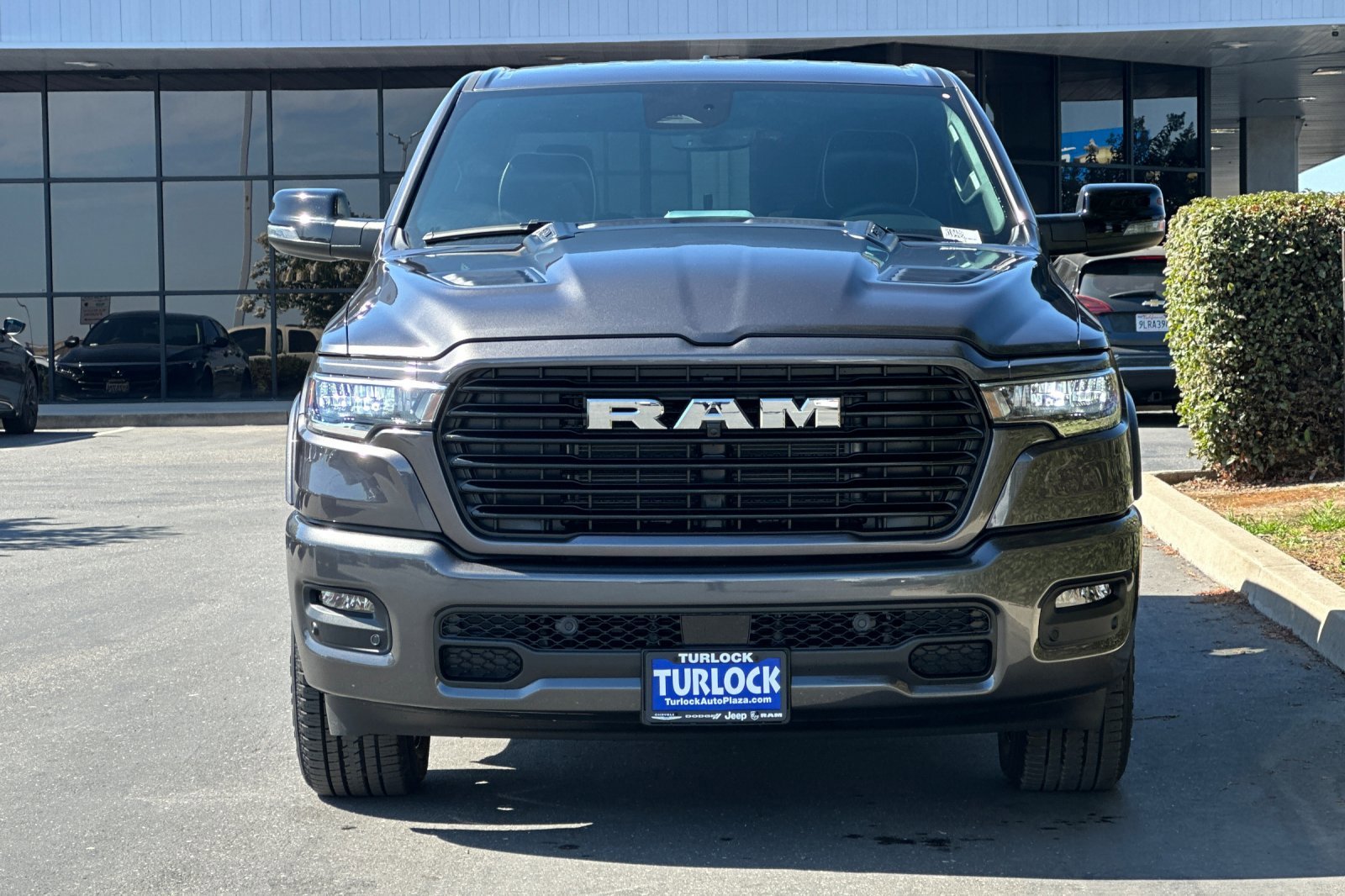 2026 RAM 1500 Laramie - Photo 9