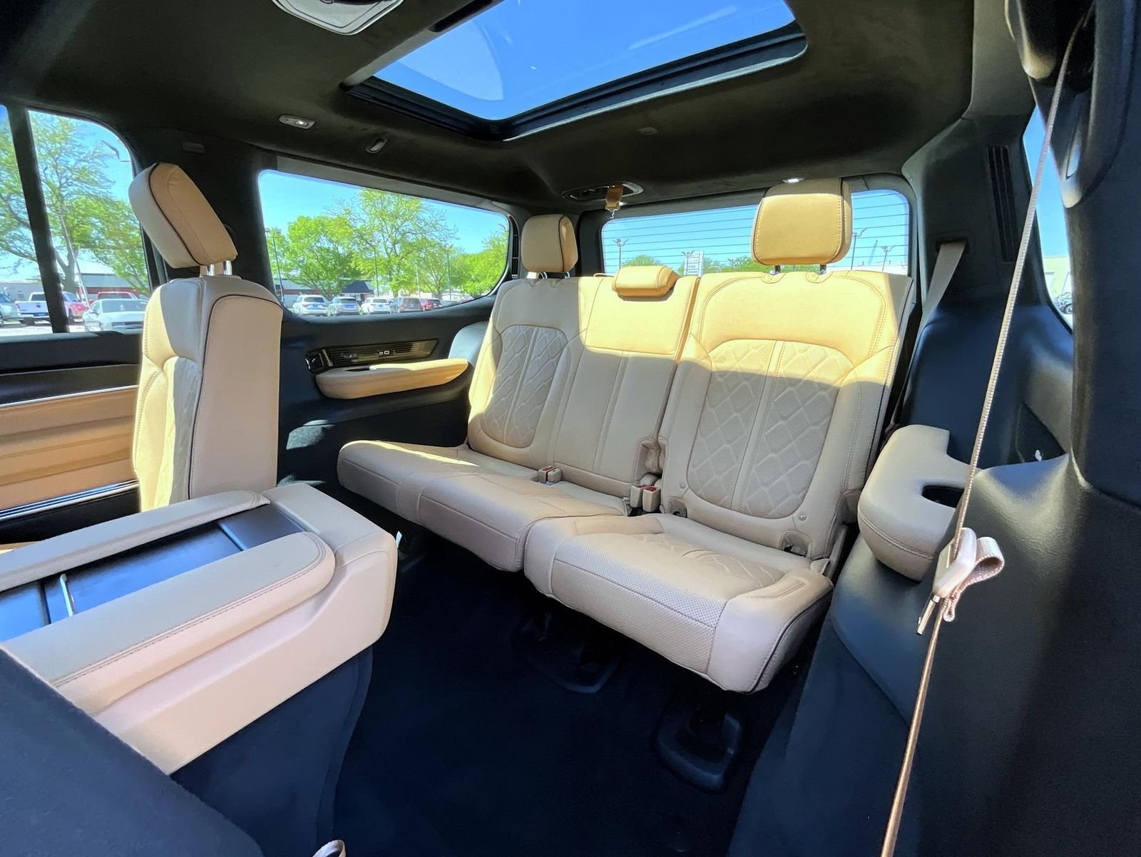 New 2026 Fathom Blue Pearl-Coat Exterior Paint (Late Availability) Jeep Summit Reserve image 13