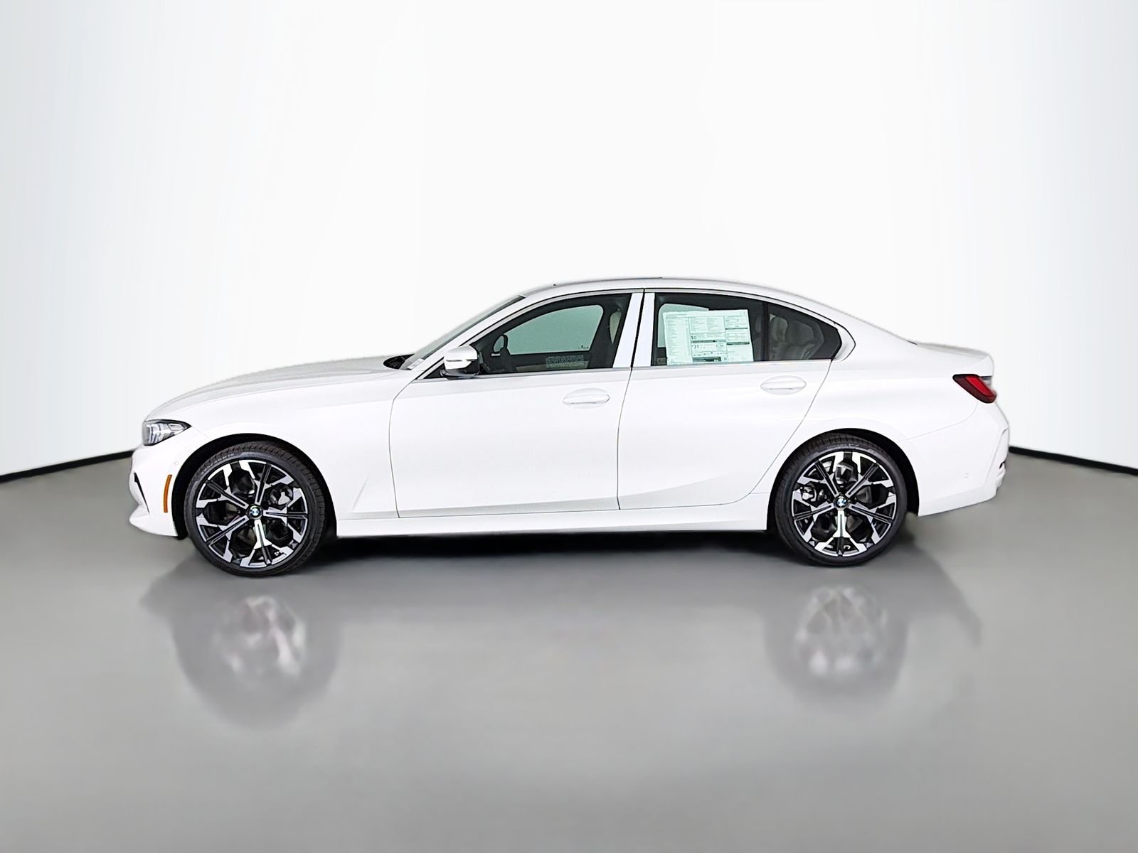 New 2026 Mineral White Metallic BMW 330i image 4