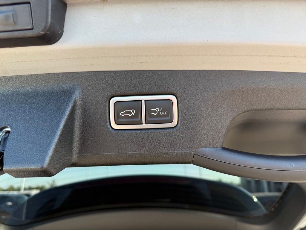 Used 2025 Gray Kia EX image 37