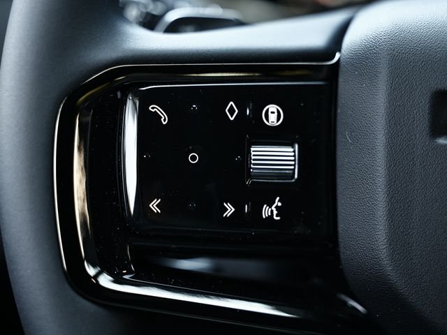 New 2026 Fuji White LAND ROVER S image 37
