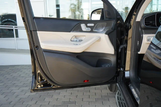 Used 2022  Mercedes-Benz GLE 350 image 16
