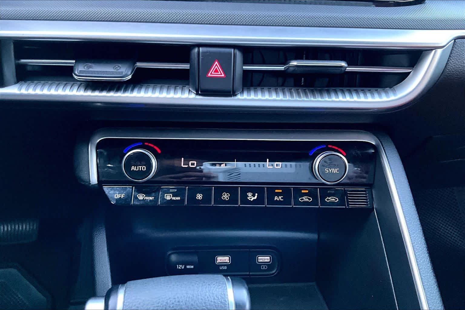 Used 2023 Glacial White Pearl Kia GT-Line image 32