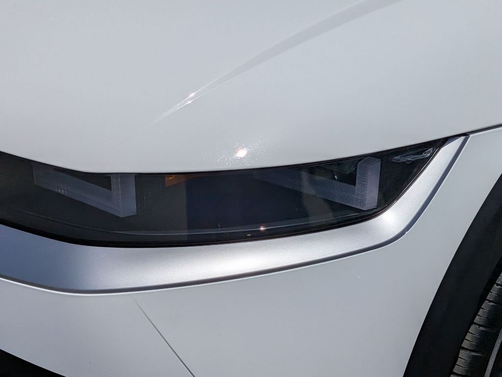 Certified Used 2026 White Hyundai SEL image 9