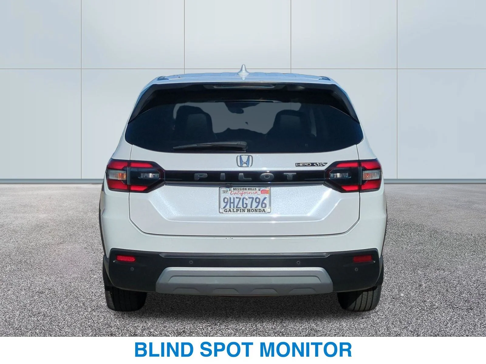 Used 2023 White Honda EX-L image 8