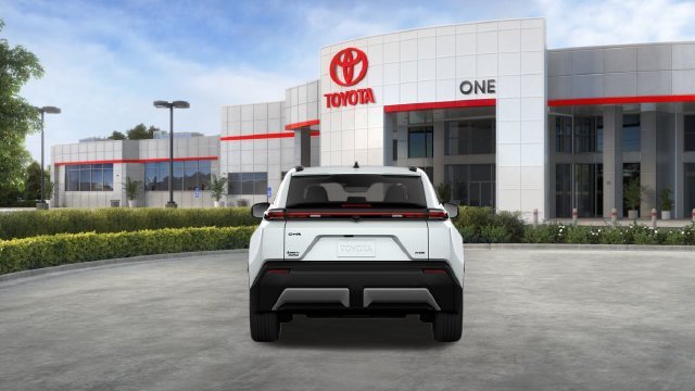 New 2026 Wind Chill Pearl <sup>1</sup> Toyota  XSE image 11