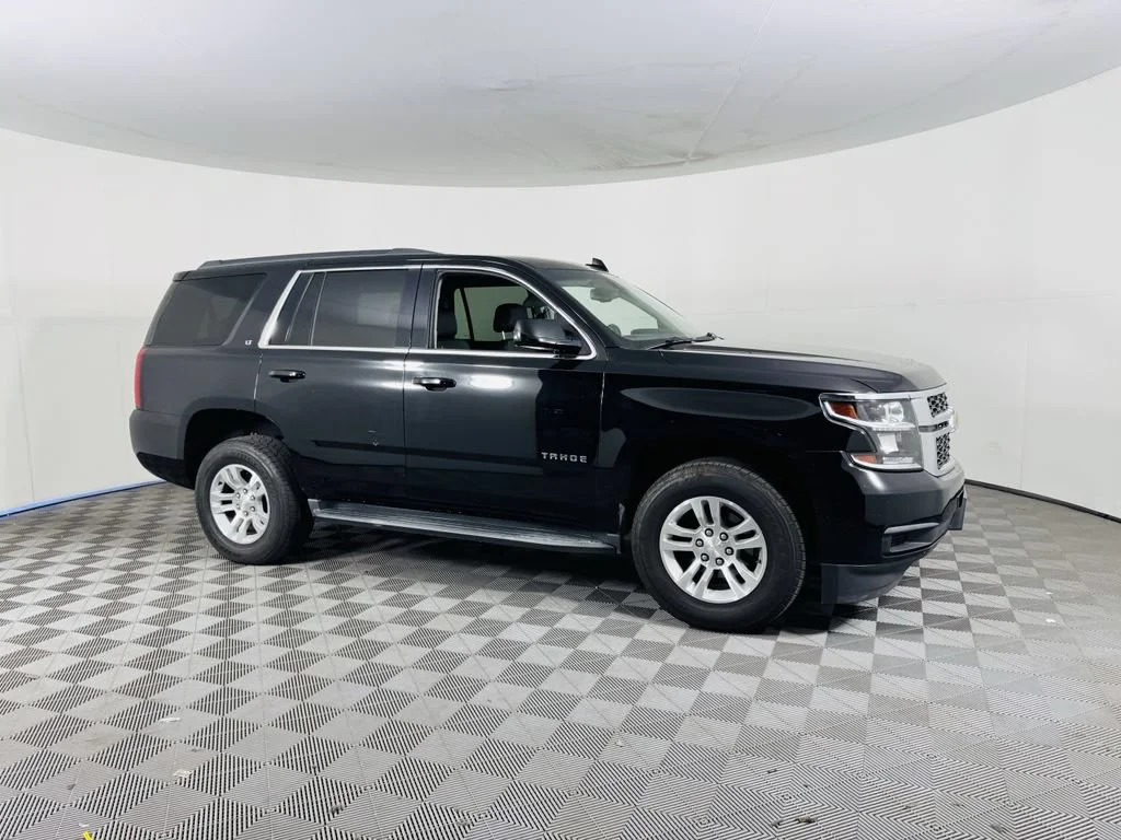 Used 2020 BLACK Chevrolet LT image 2