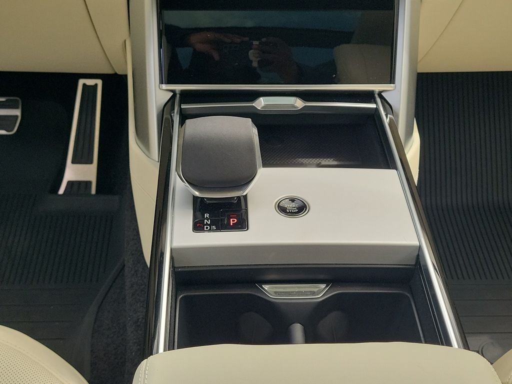 New 2026 Sunset Gold Satin Land Rover Autobiography image 20