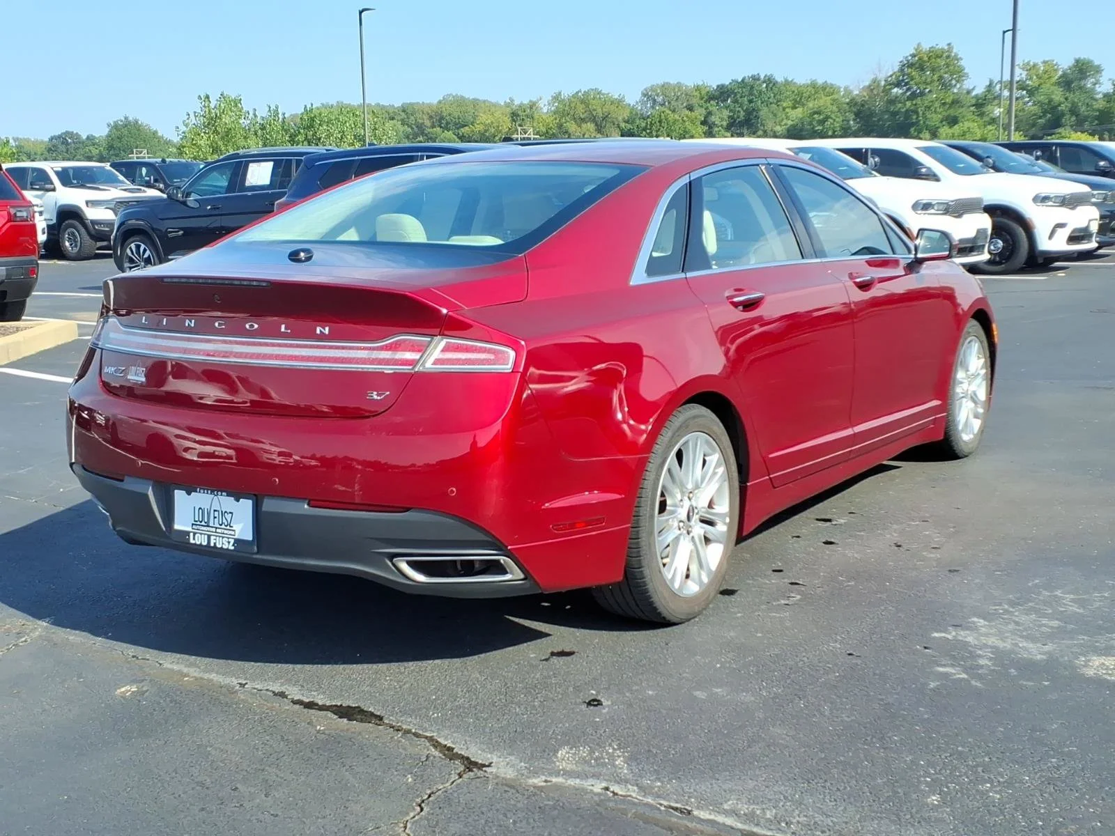 Used 2014 Ruby Red Metallic Lincoln Base image 26