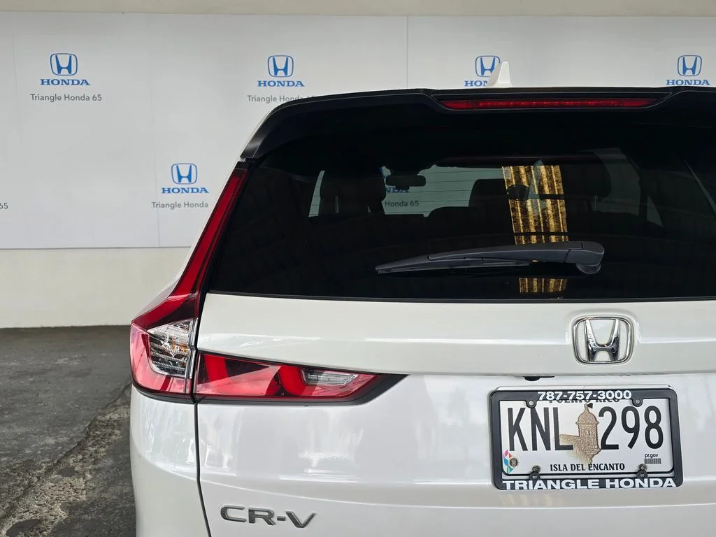 Used 2025 White Honda LX image 24