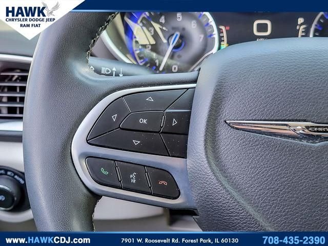 Used 2023 White Chrysler Touring L image 15
