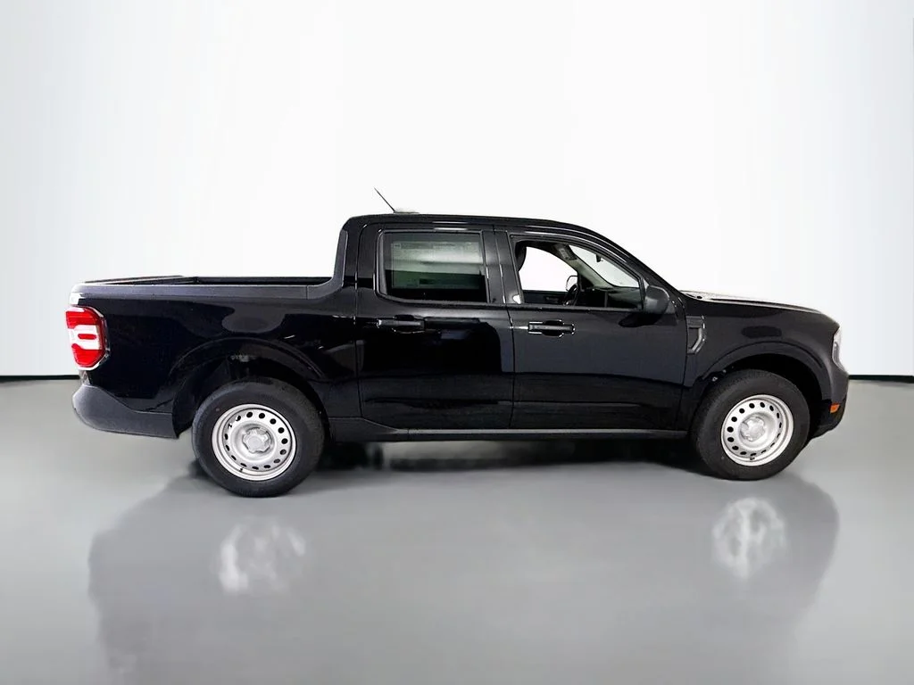 New 2026 Shadow Black Ford XL image 8