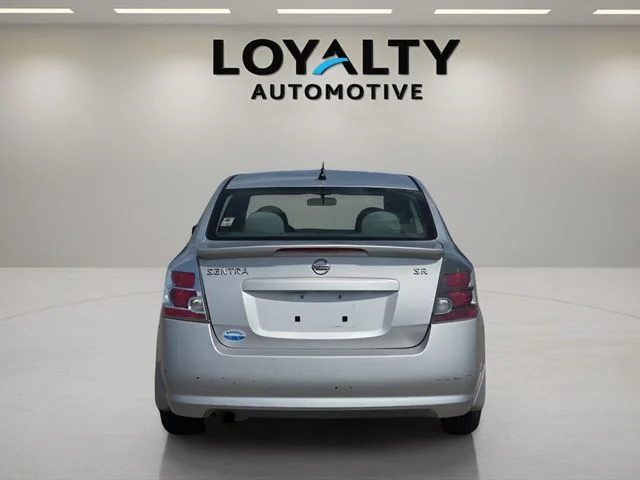 Used 2010 Silver Nissan 2.0 SR image 4