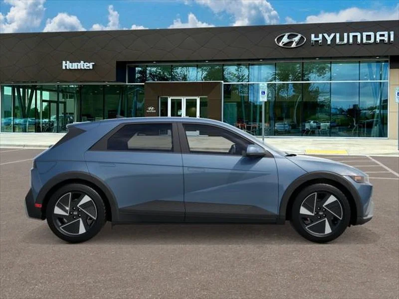 New 2026 Lucid Blue Hyundai SEL image 7