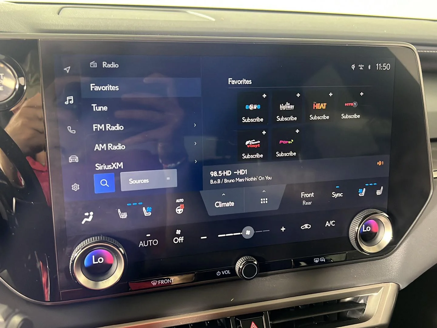 Used 2024  Lexus RX 350 image 21