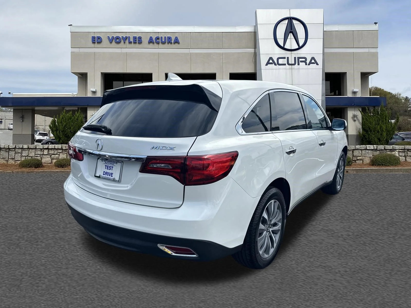 Certified Used 2016 White Diamond Pearl Acura w/Tech image 5