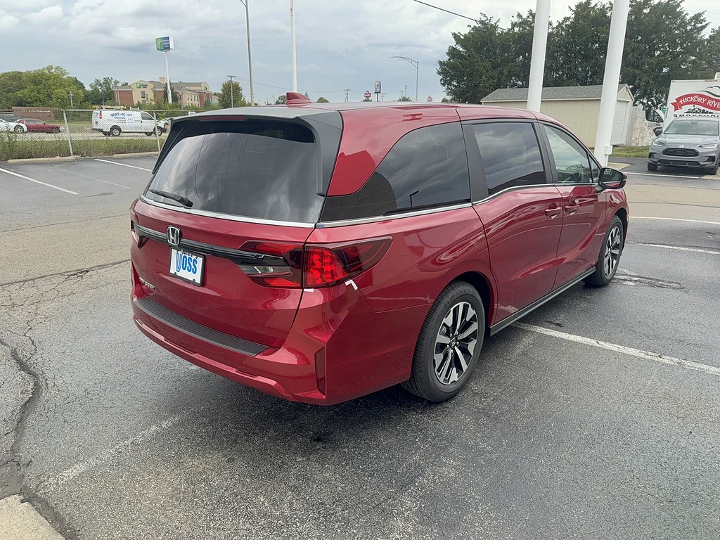 New 2027 Radiant Red Metallic II Honda EX-L image 5