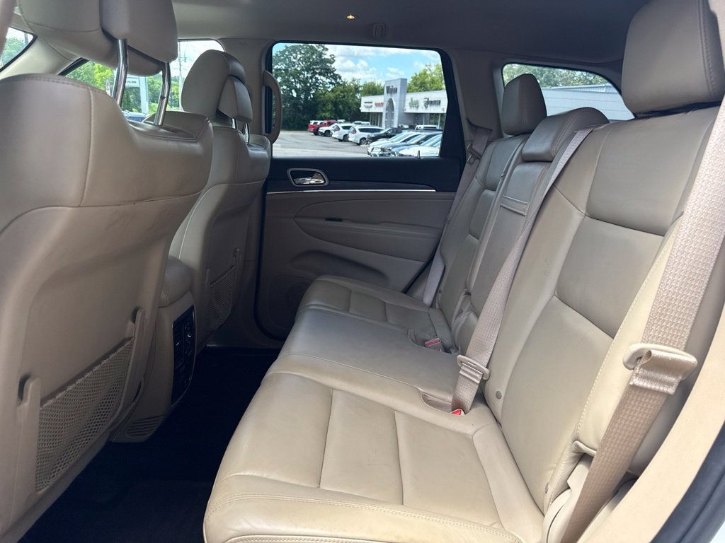 Used 2020 White Jeep Limited image 12