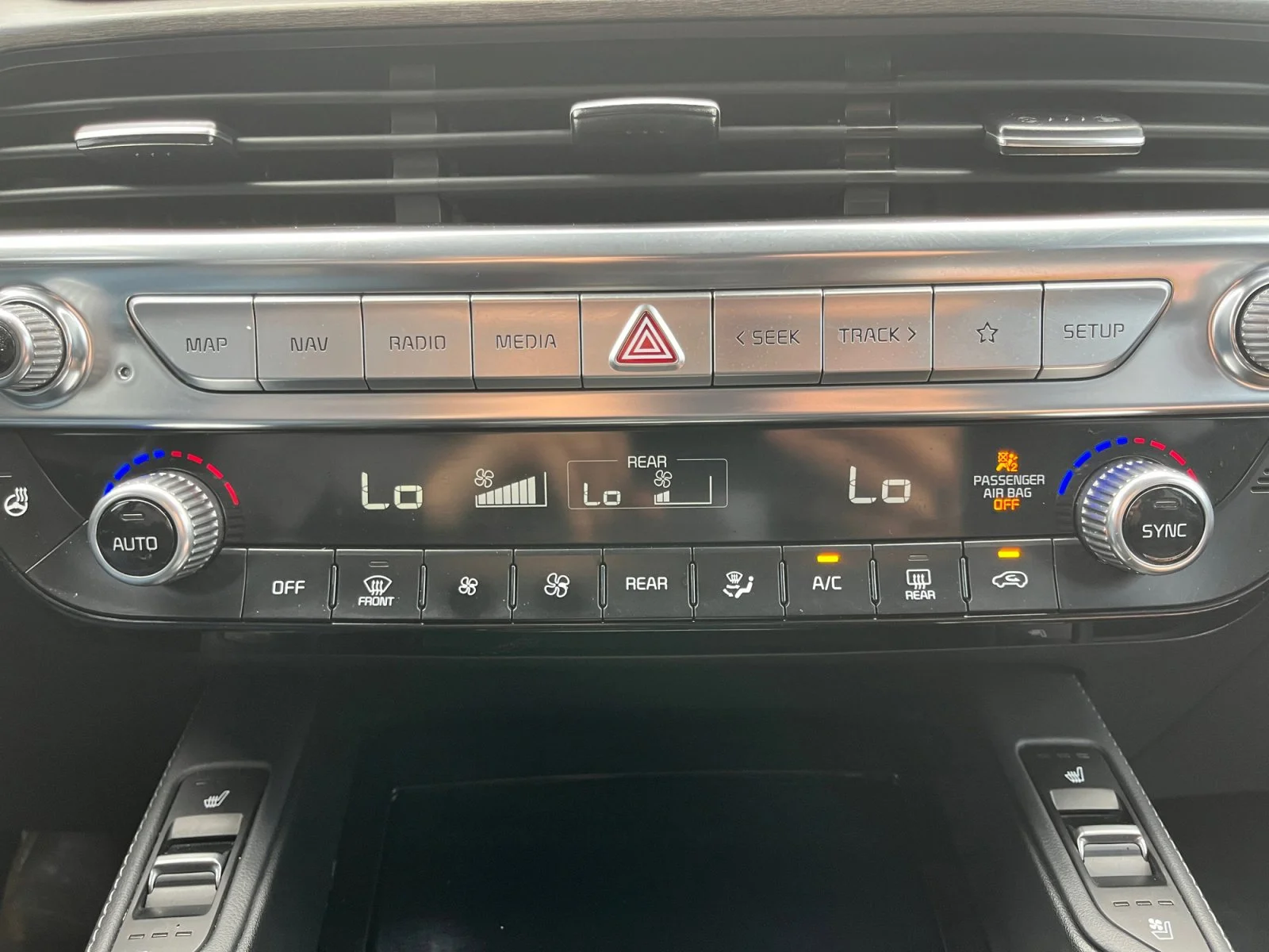 Used 2022 Glacial White Pearl Kia SX image 14