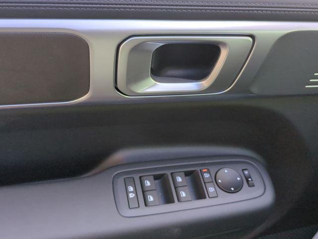 2026 Hyundai Santa Fe SE - Photo 19