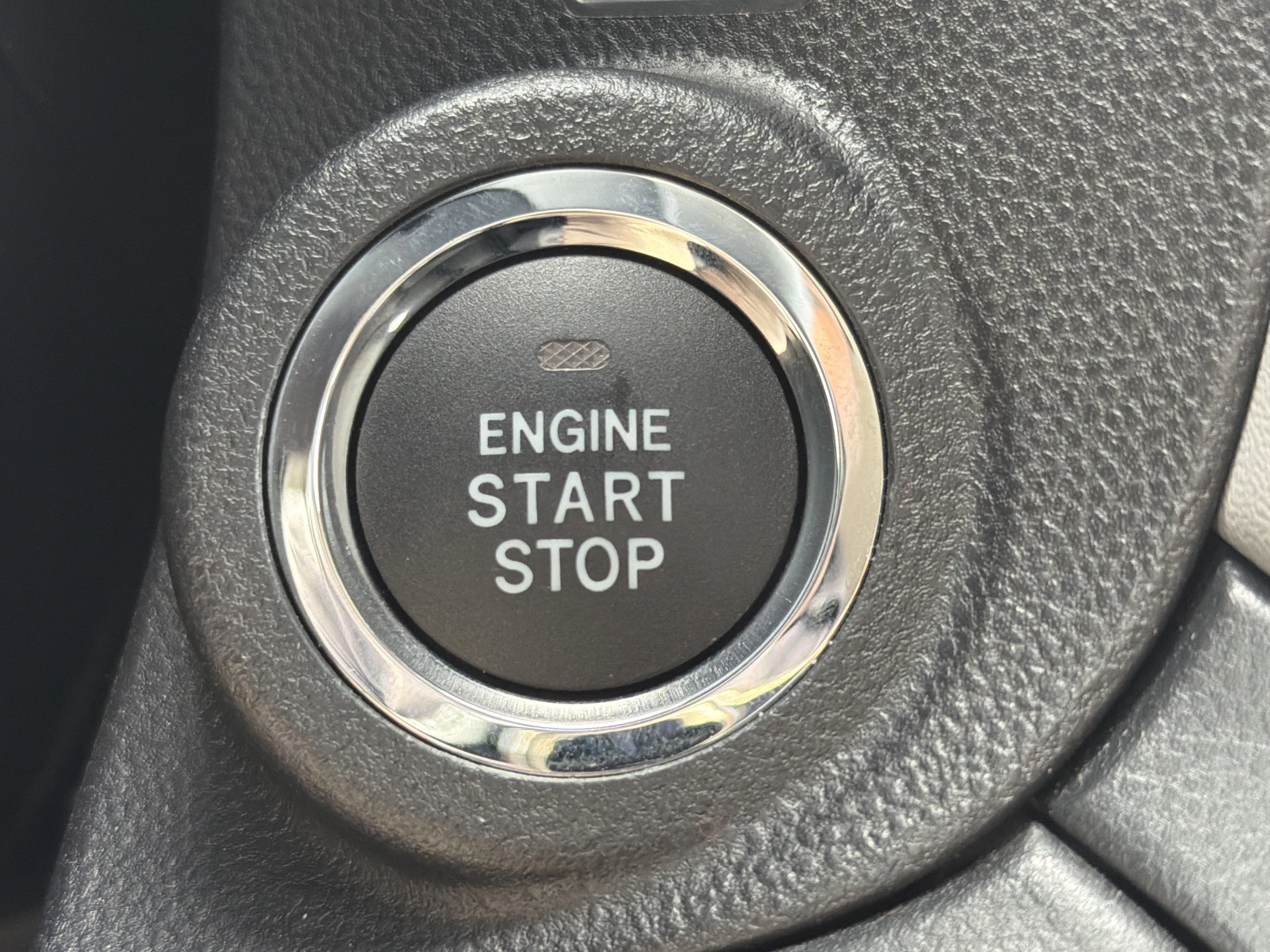 2025 Subaru Outback Premium - Photo 28