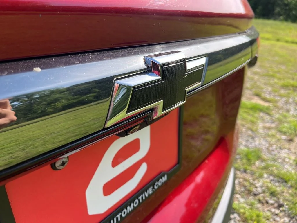 Used 2023 Red Chevrolet RS image 41