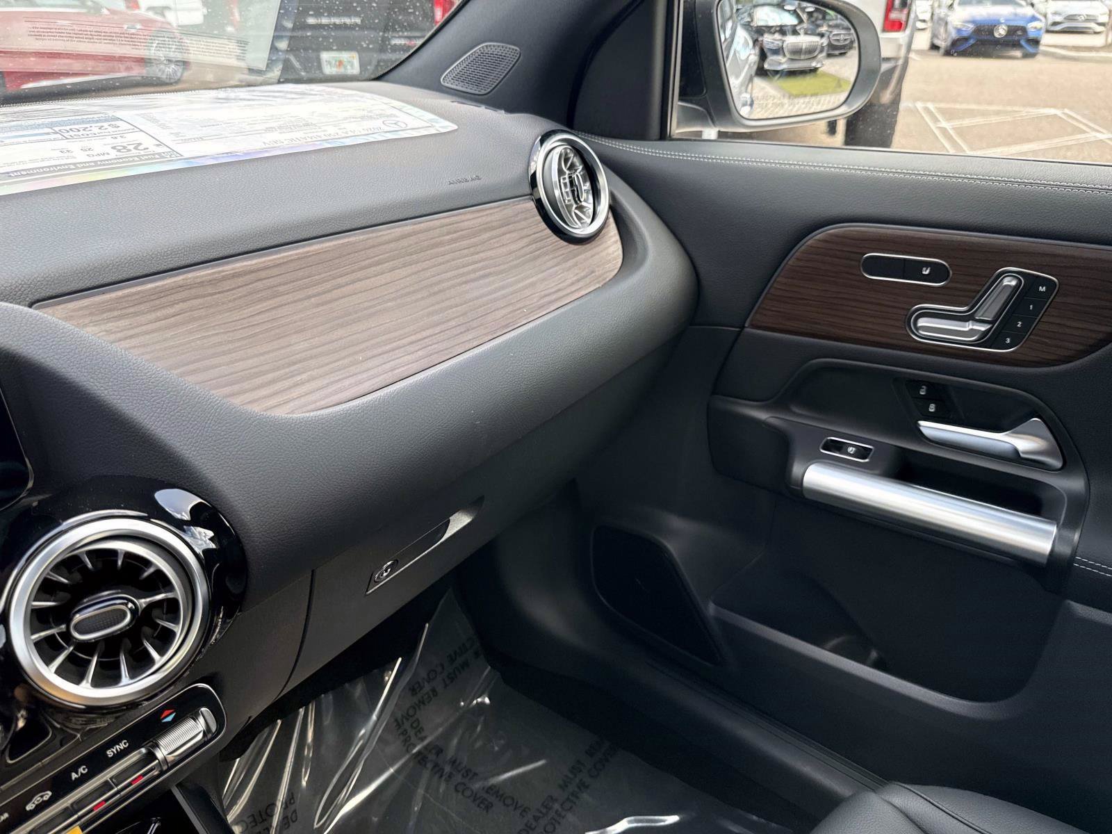New 2026 Silver Metallic Mercedes-Benz 250 4MATIC® SUV image 25