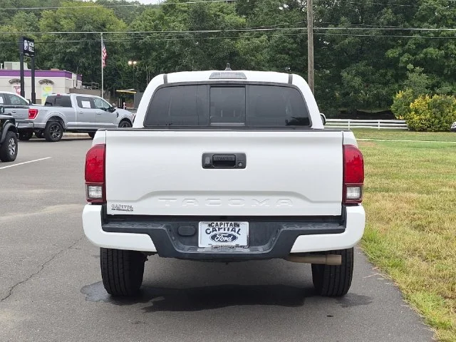 Used 2022 White Toyota SR image 12