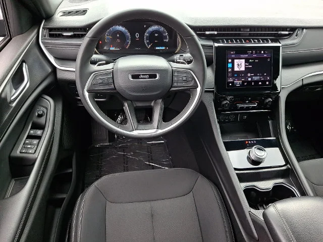 Used 2025 Black Jeep Laredo image 12
