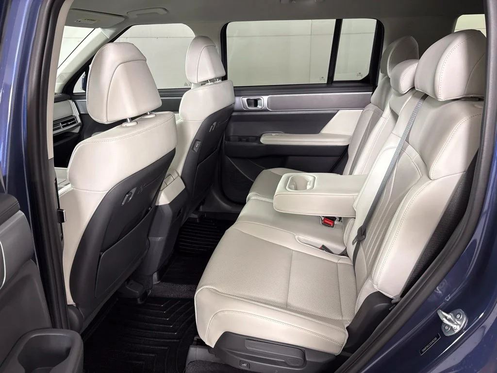 Used 2025 Blue Hyundai SEL image 22