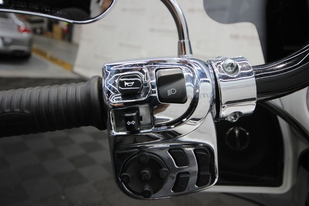Used 2017 White Indian N17TCNAAAS image 14