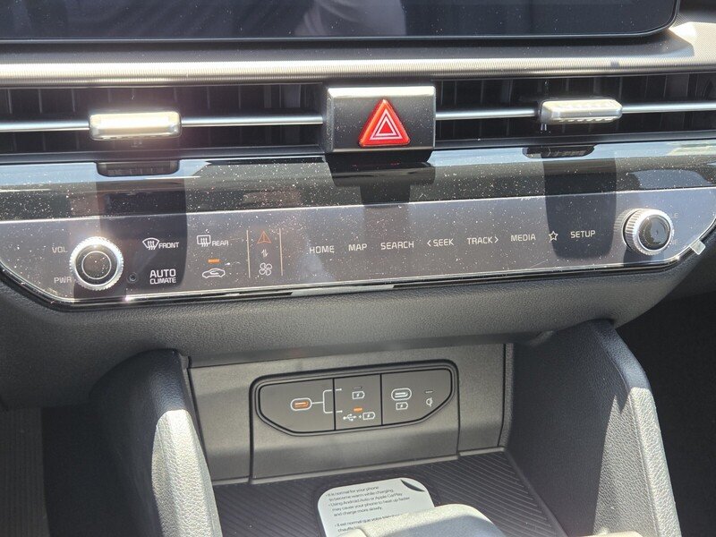 New 2026 Glacial White Pearl Kia EX image 15