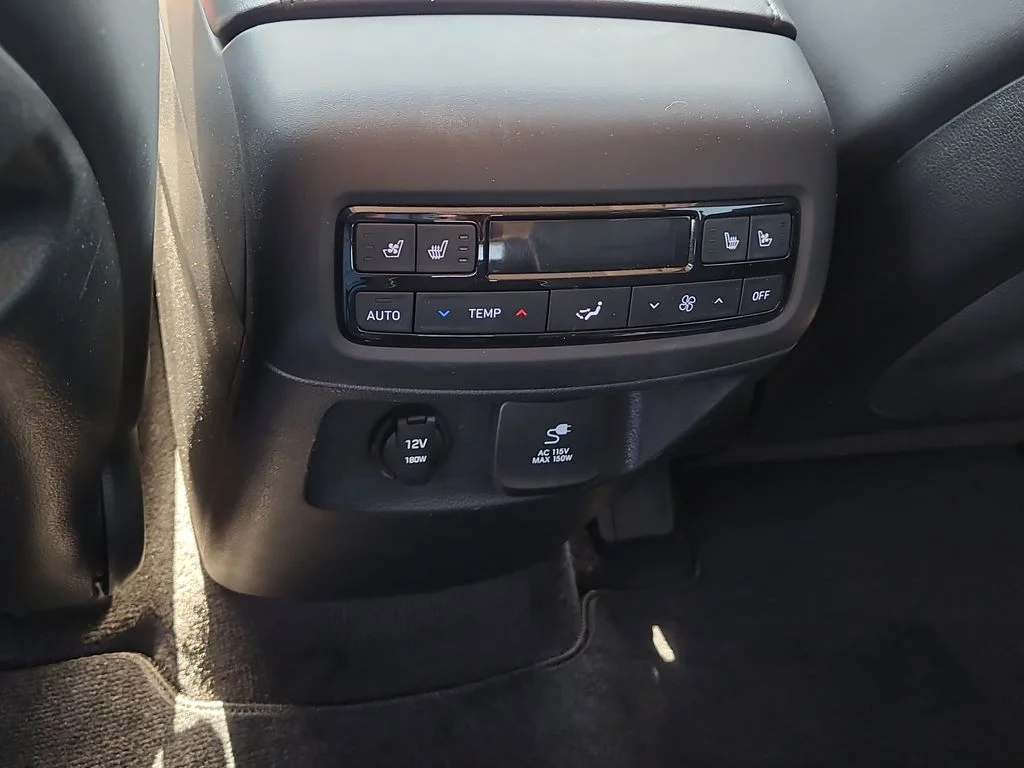 Used 2025 Red Hyundai SEL Premium image 21