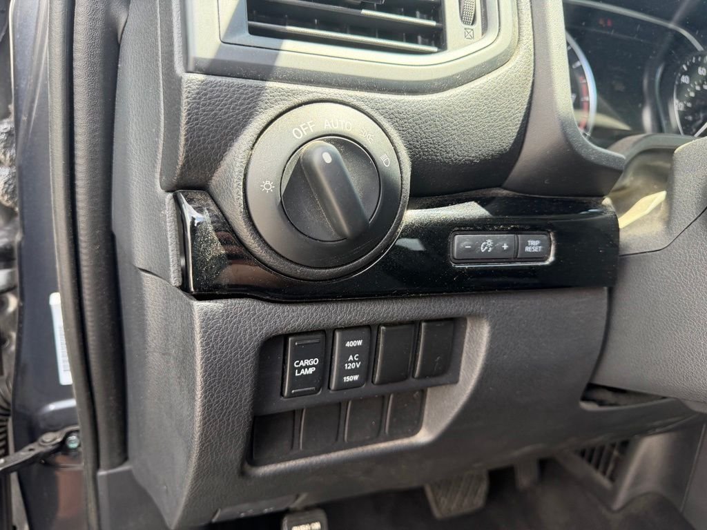 Used 2023 Gray Nissan SV image 3