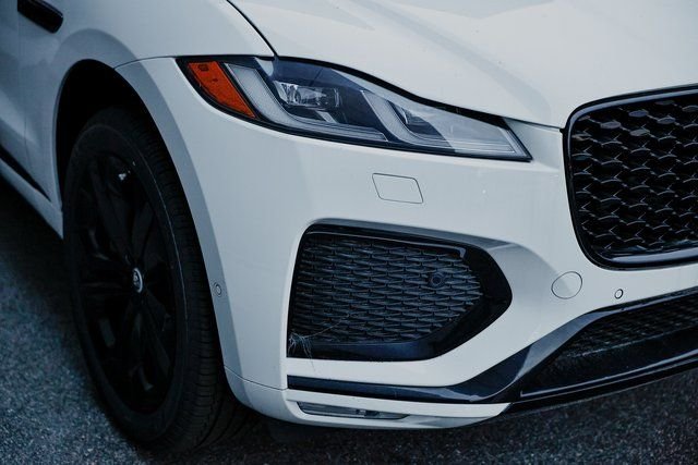 2026 Jaguar F-Pace R-Dynamic S - Photo 7