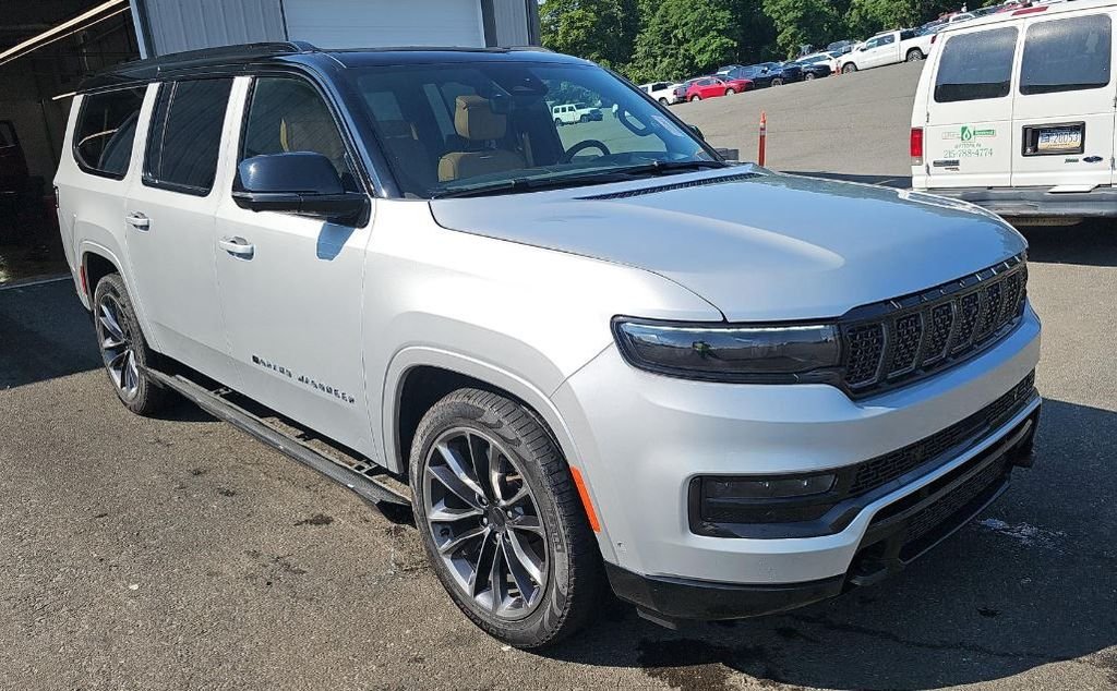 Used 2025 Silver Jeep Series III image 3