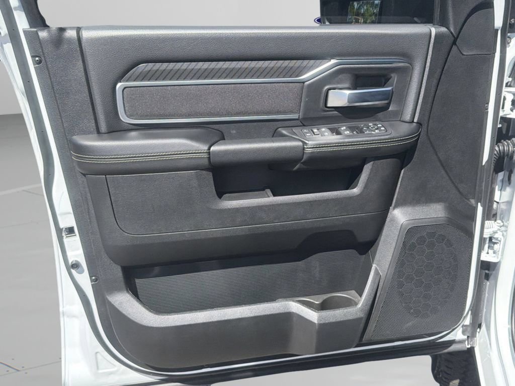 New 2026 White Ram Big Horn image 16