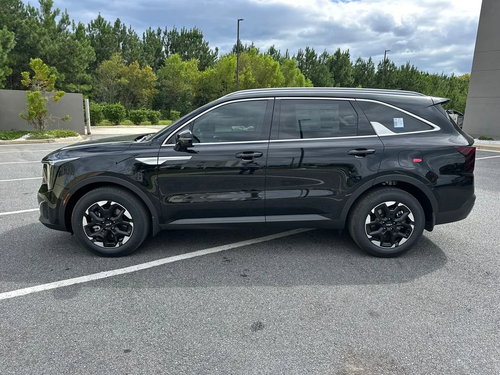 New 2026 Black Kia S image 4