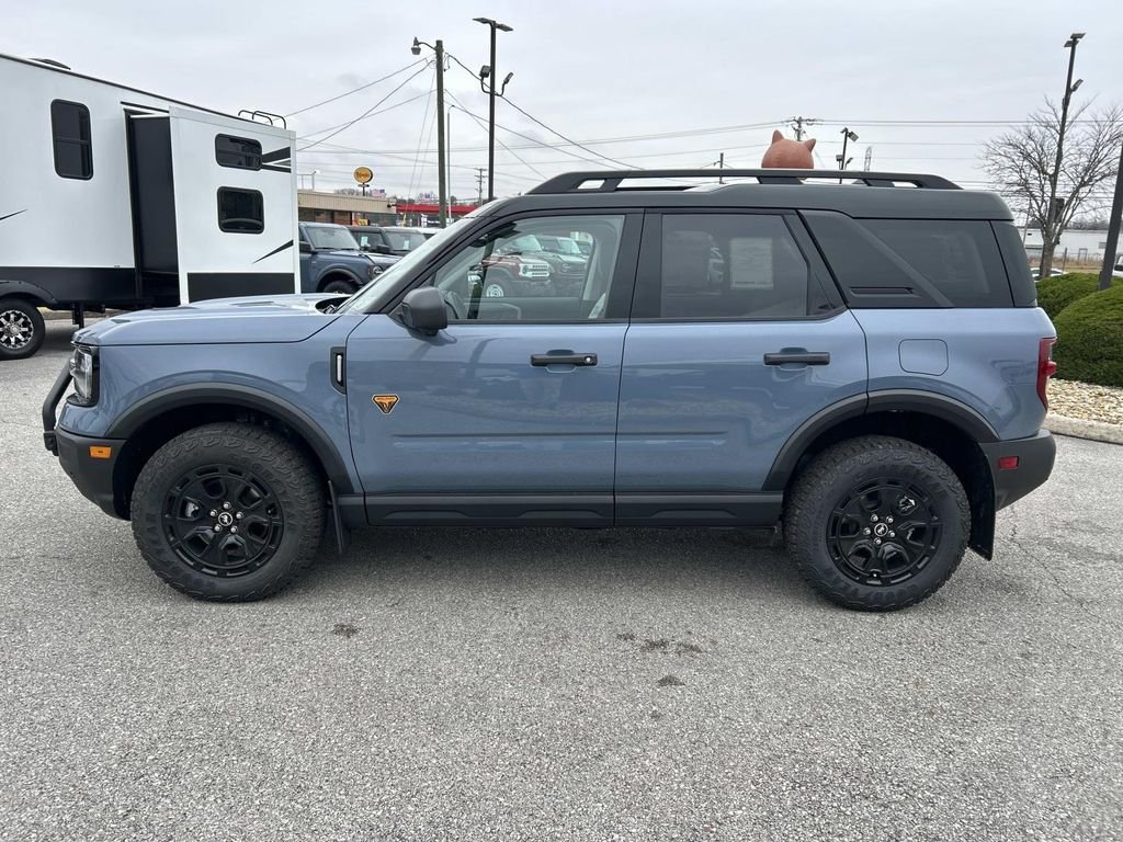 New 2025 Azure Gray Metallic Tri-Coat Ford Badlands® image 7