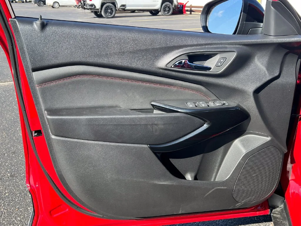 2026 Chevrolet Trax RS - Photo 11