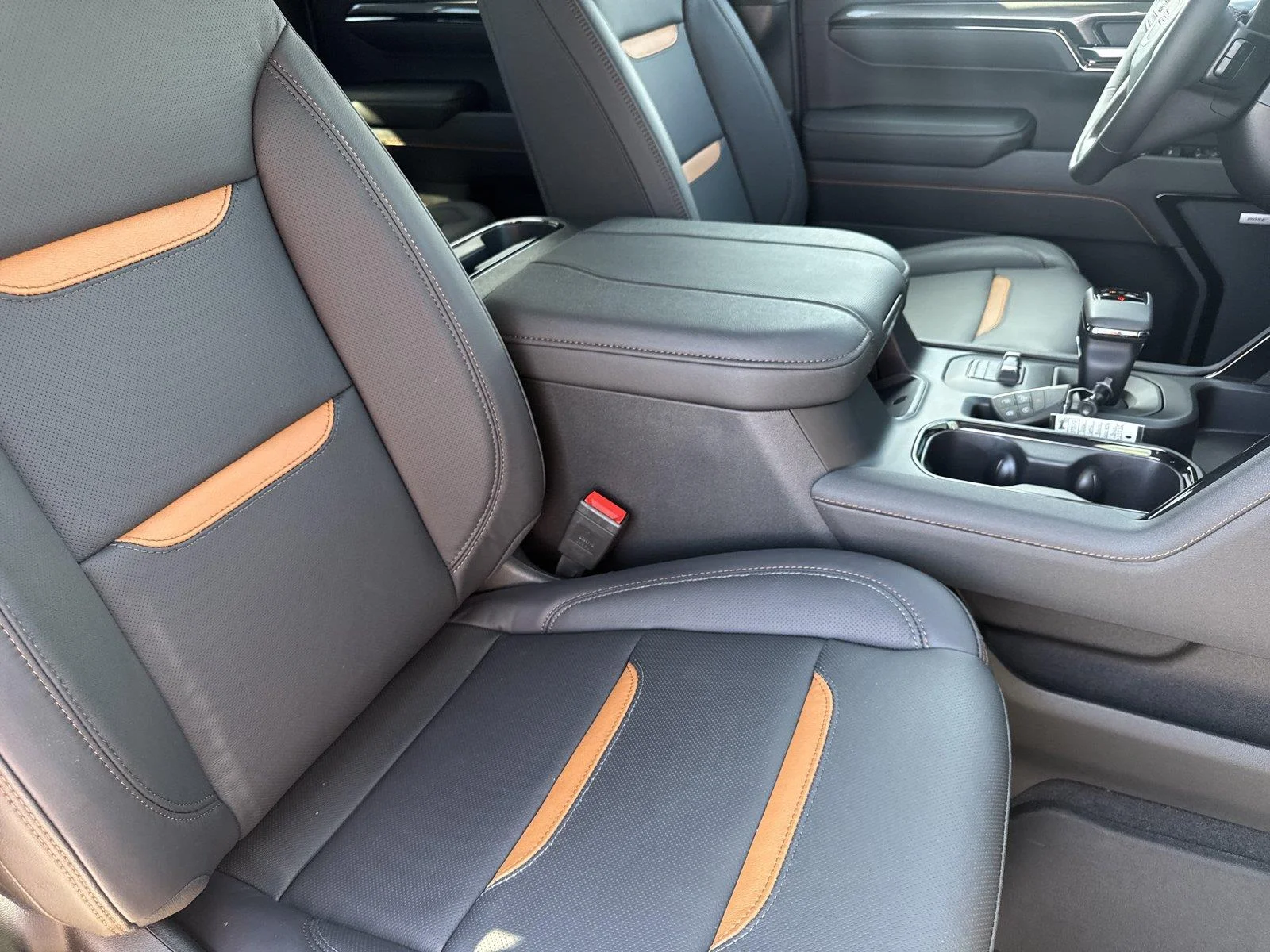 New 2026 Onyx Black GMC AT4 image 37