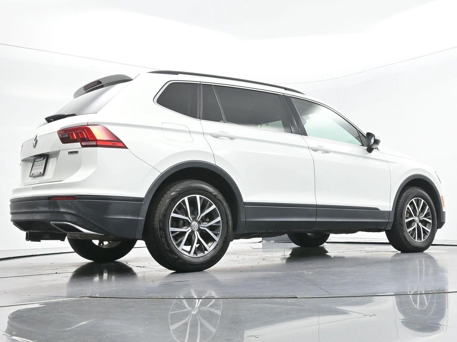 Used 2019 Pure White Volkswagen SEL image 50