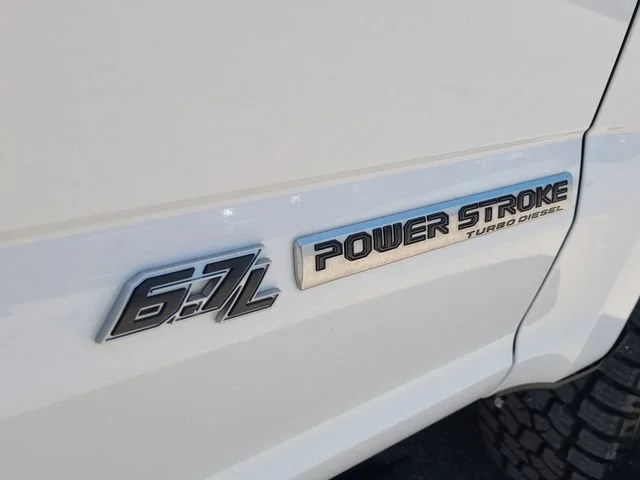 Used 2022 White Ford XL image 7