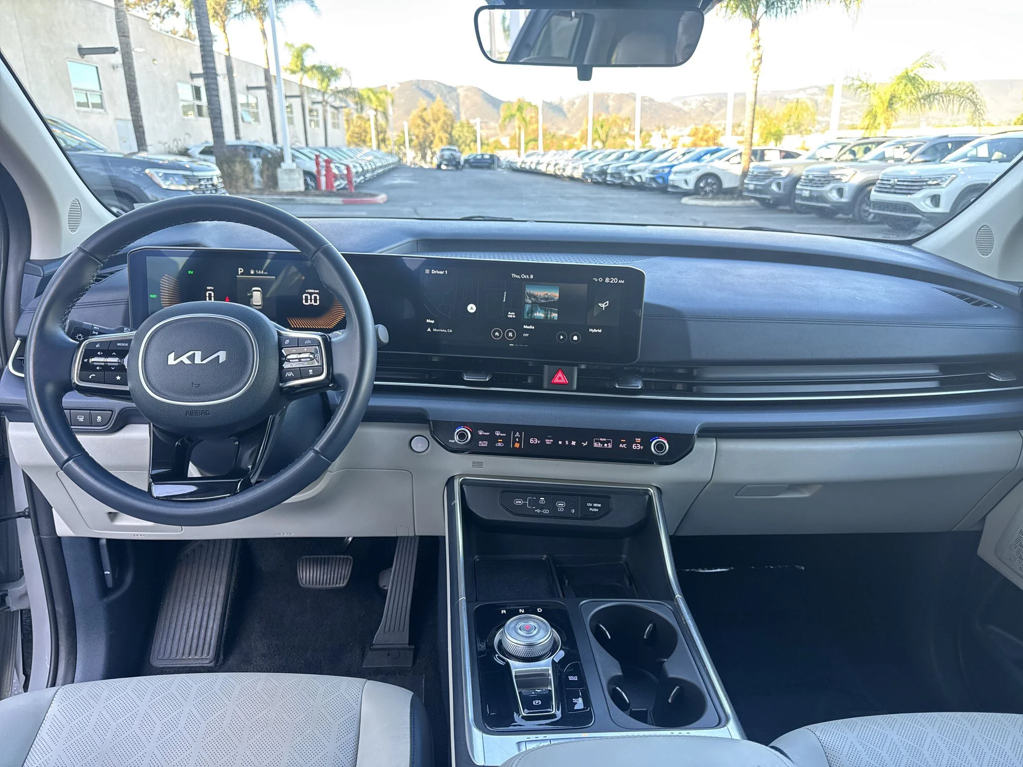 Used 2025 CERAMIC SILVER Kia EX image 28