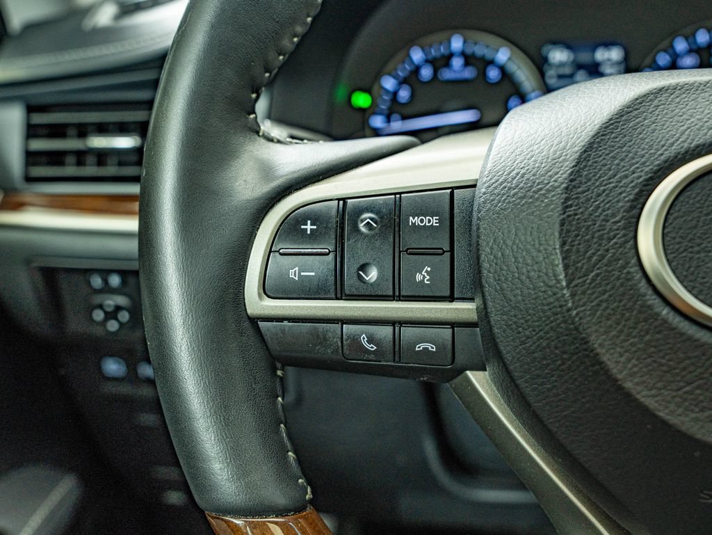Used 2018 Silver Lexus 350 image 21