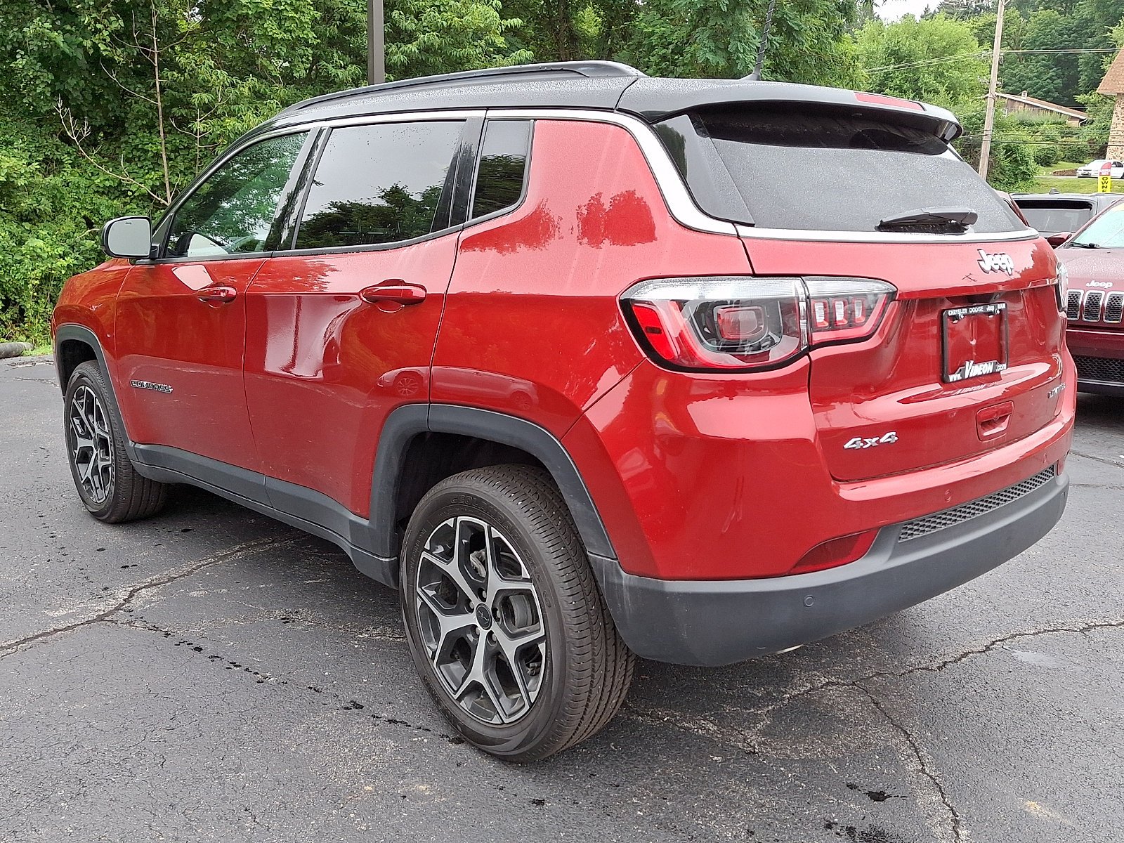 Certified Used 2026 Red Hot Pearlcoat Jeep Limited image 4