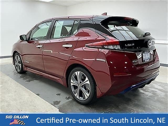 Used 2018 Scarlet Ember Nissan SV image 6