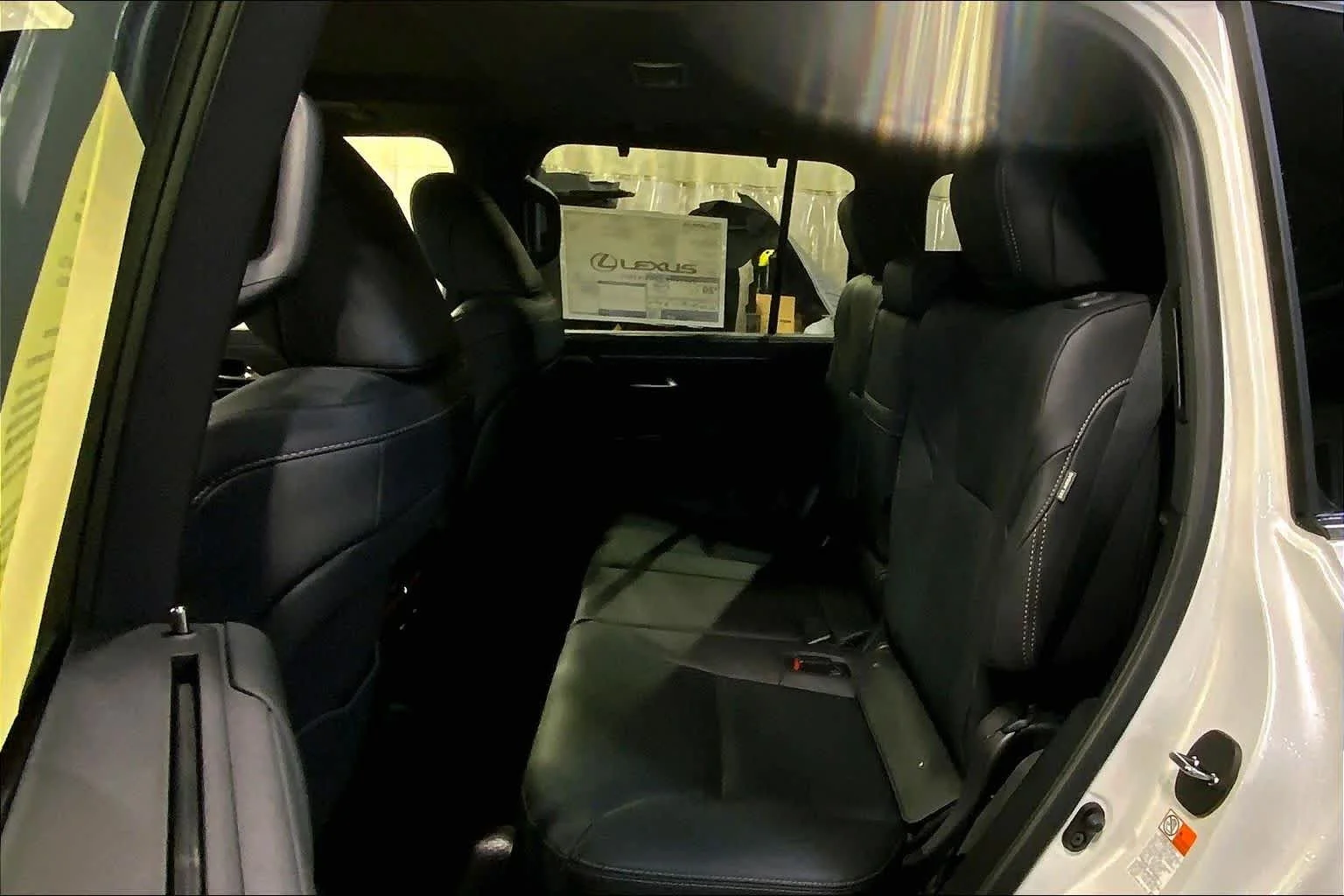 2026 Lexus LX 700h Luxury - Photo 23