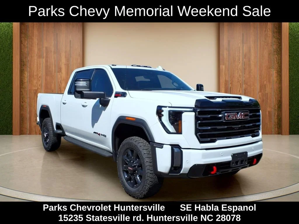 2024 GMC Sierra 4WD Crew Cab Standard Box AT4's photo