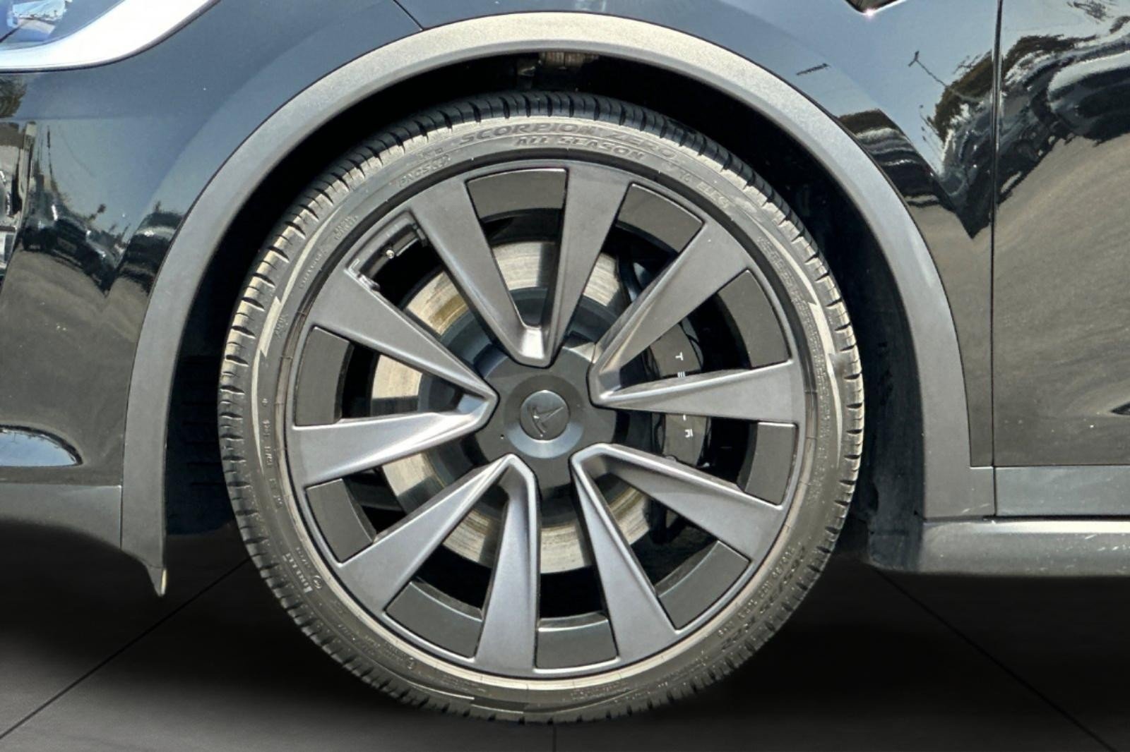 Used 2023 BLACK Tesla  image 25